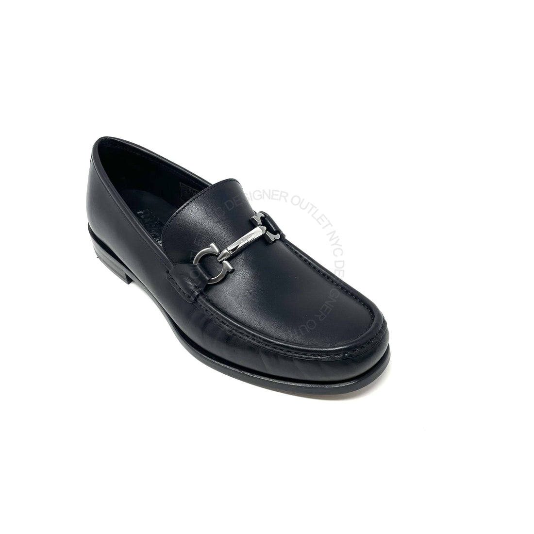 Ferragamo Rolo 15 Loafer