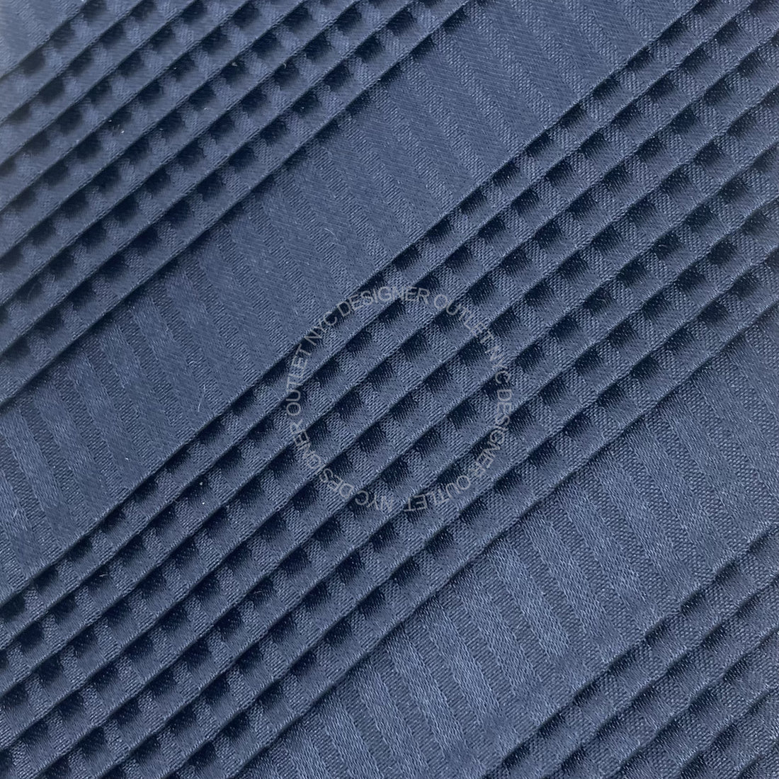 Pleated Italo Ferretti Silk Tie