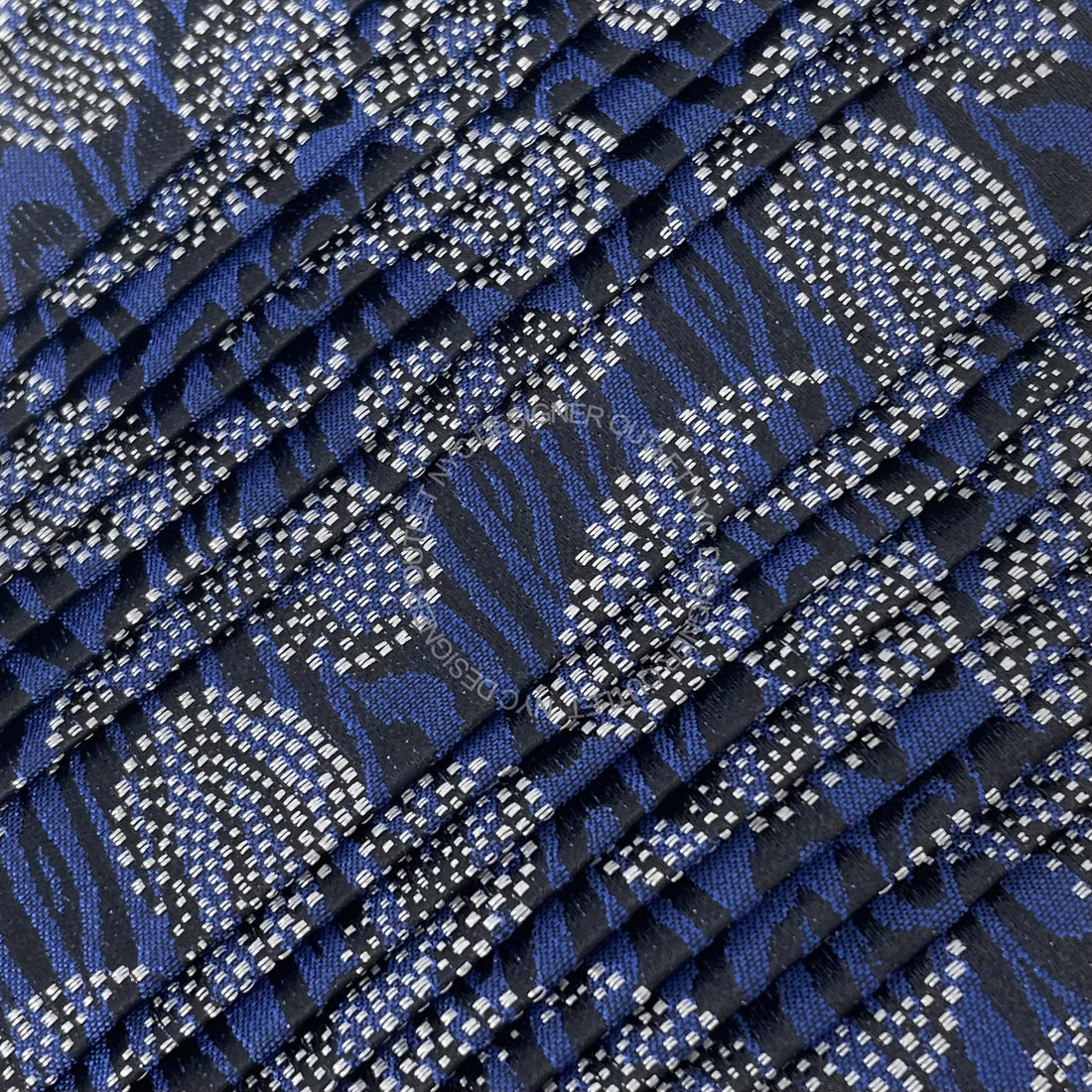 Pleated Italo Ferretti Silk Tie