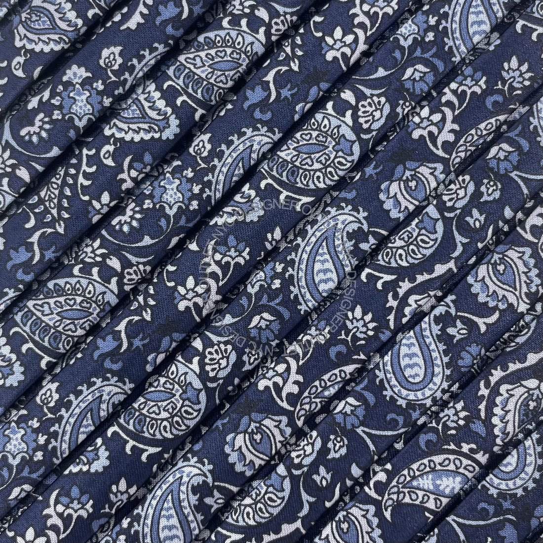 Pleated Italo Ferretti Silk Tie