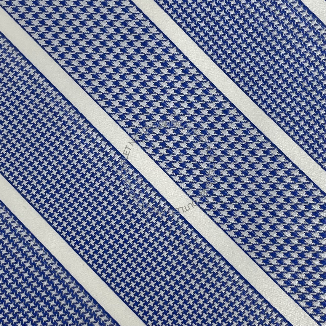 Mens Silk Tie