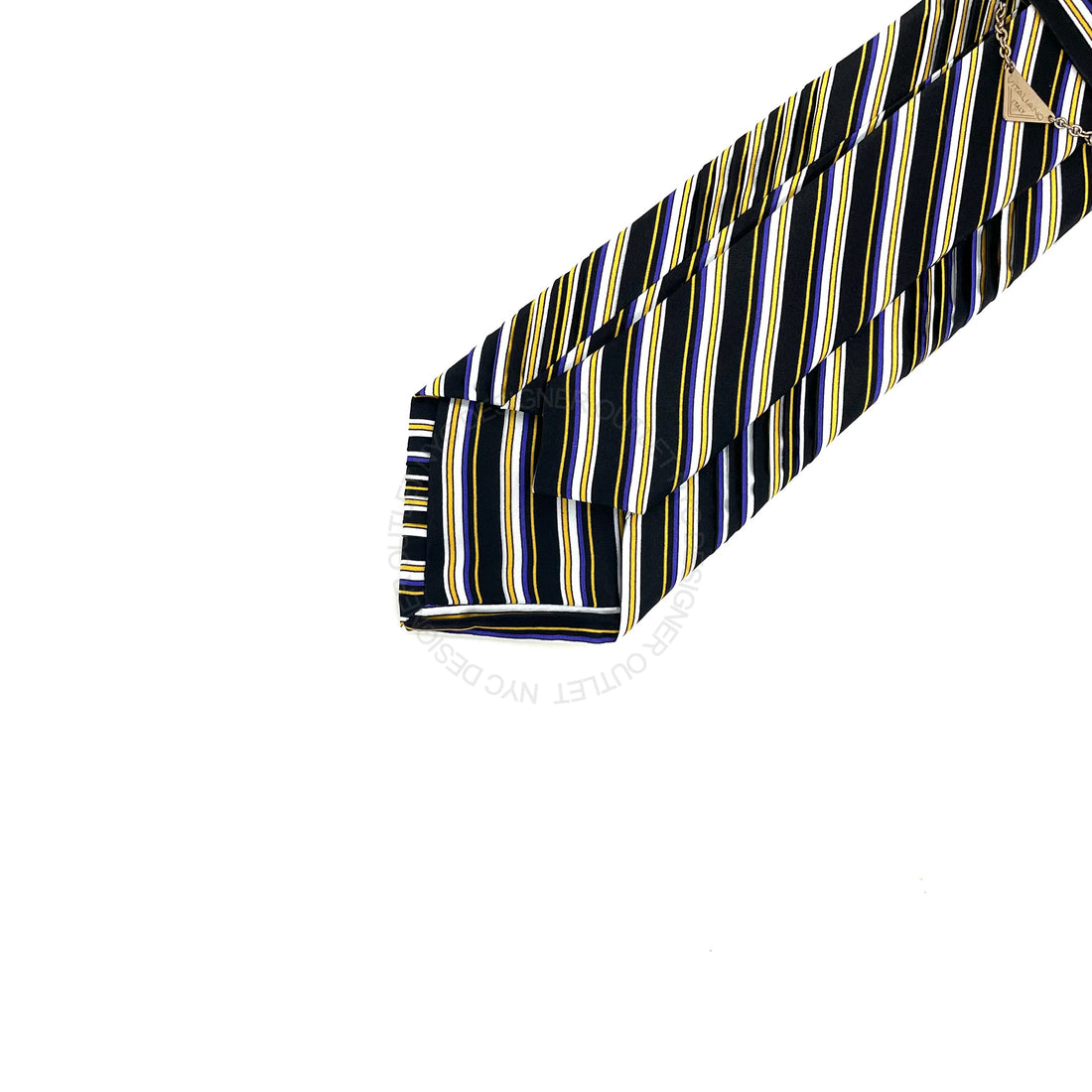 Vitaliano Mens Pleated Silk Tie